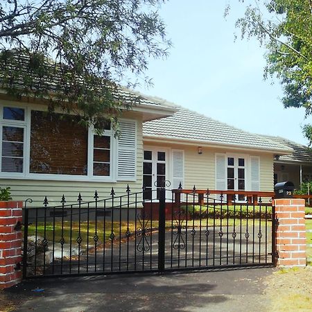 Sherri'S Abode - Havelock North Holiday Home Bagian luar foto